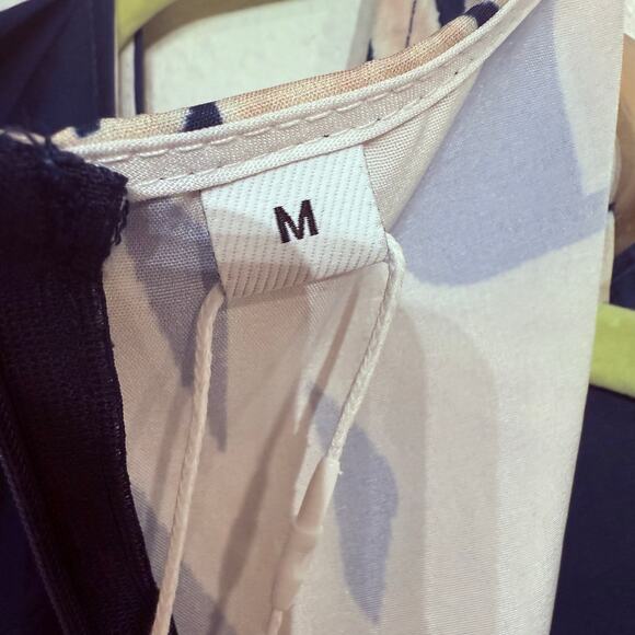 Made With Love Navy Floral Cold Shoulder Wide Leg Jumpsuit Sz M NWT - Picture 6 of 14